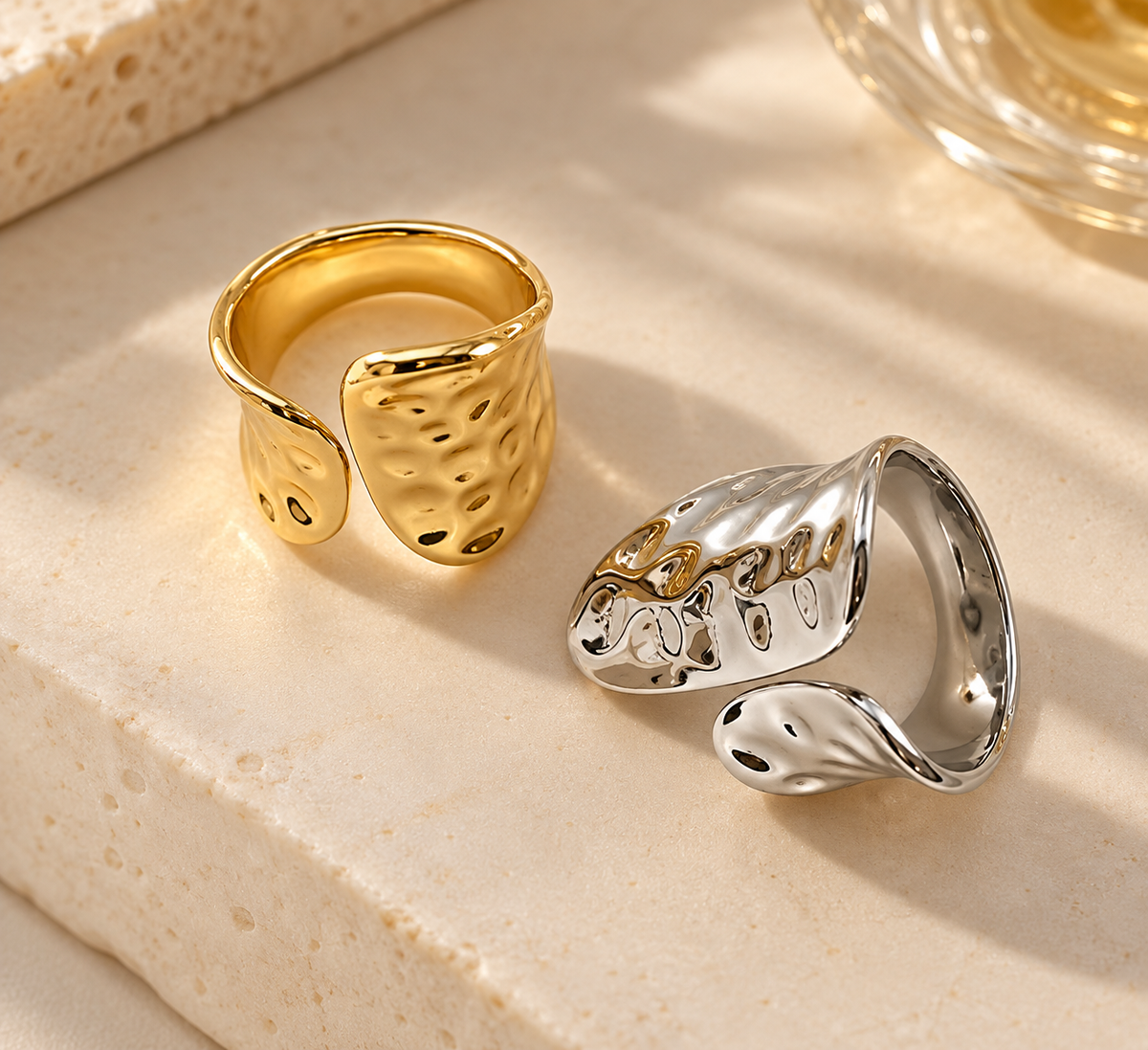 The Sculpted Ring