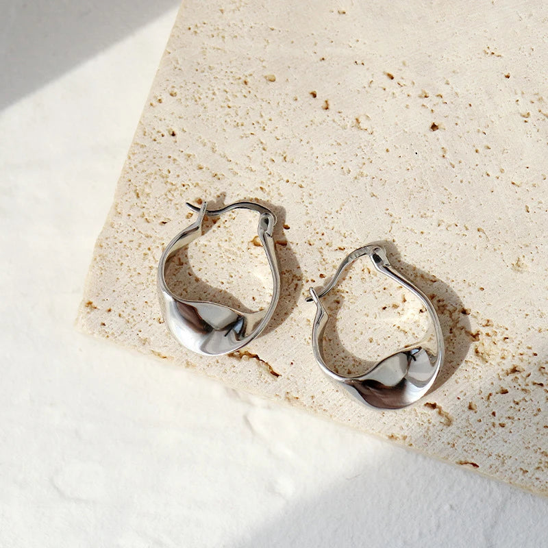 The Sloane Hoops