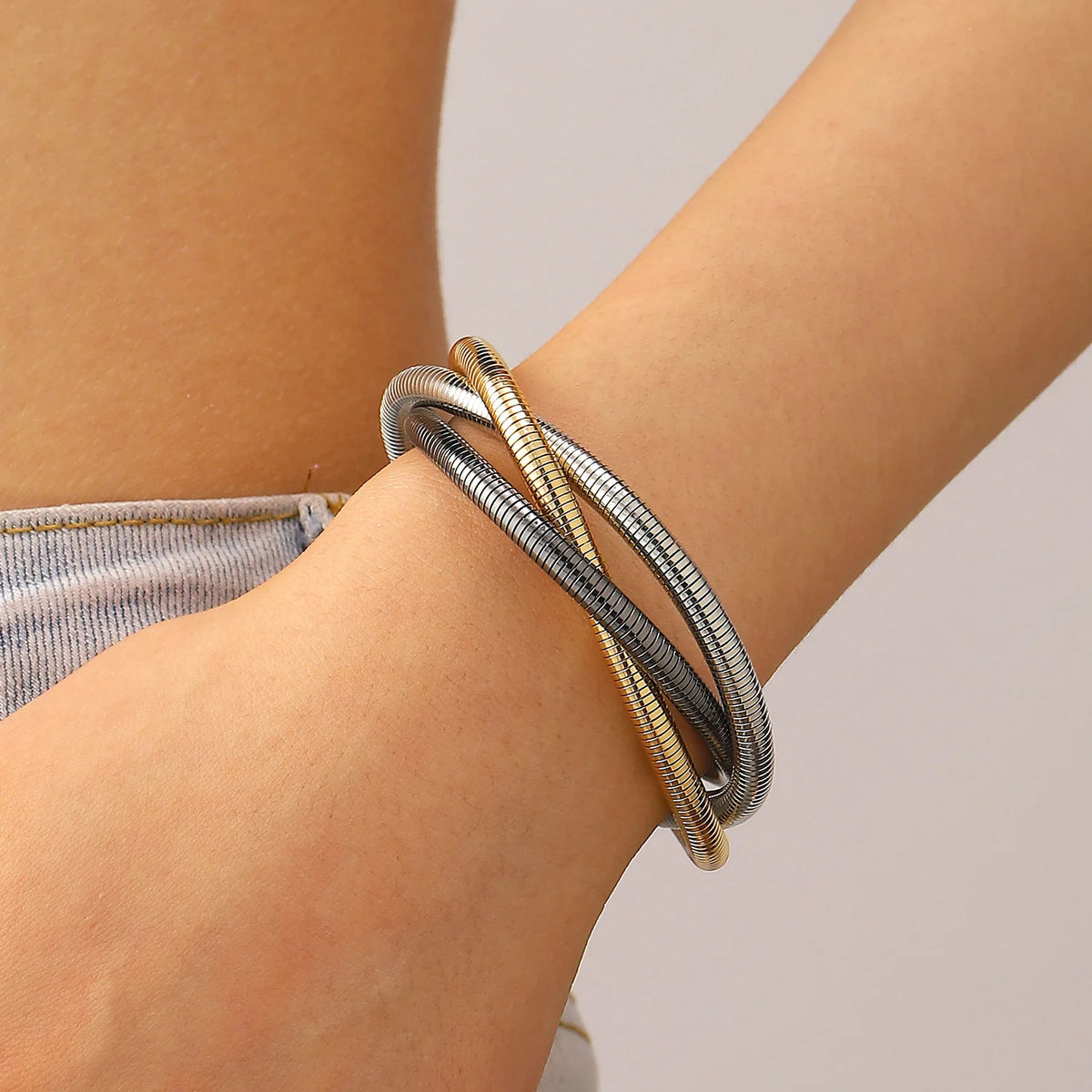 The Riviera Collar