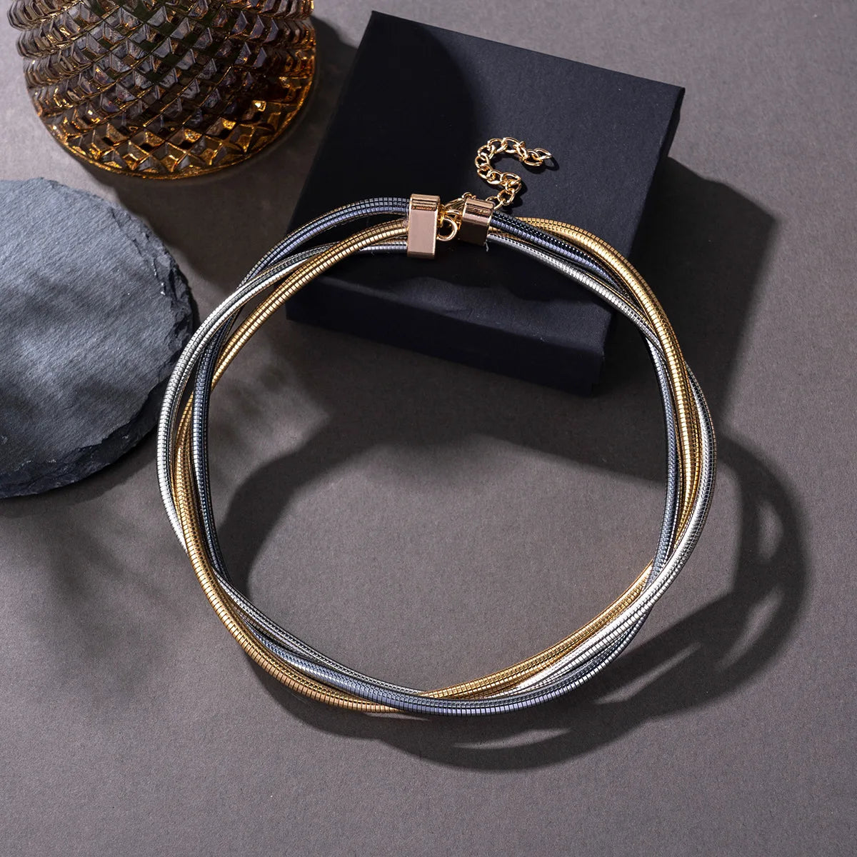 The Riviera Collar