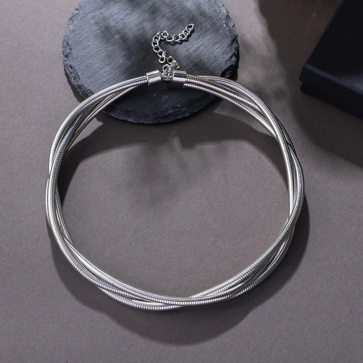 The Riviera Collar